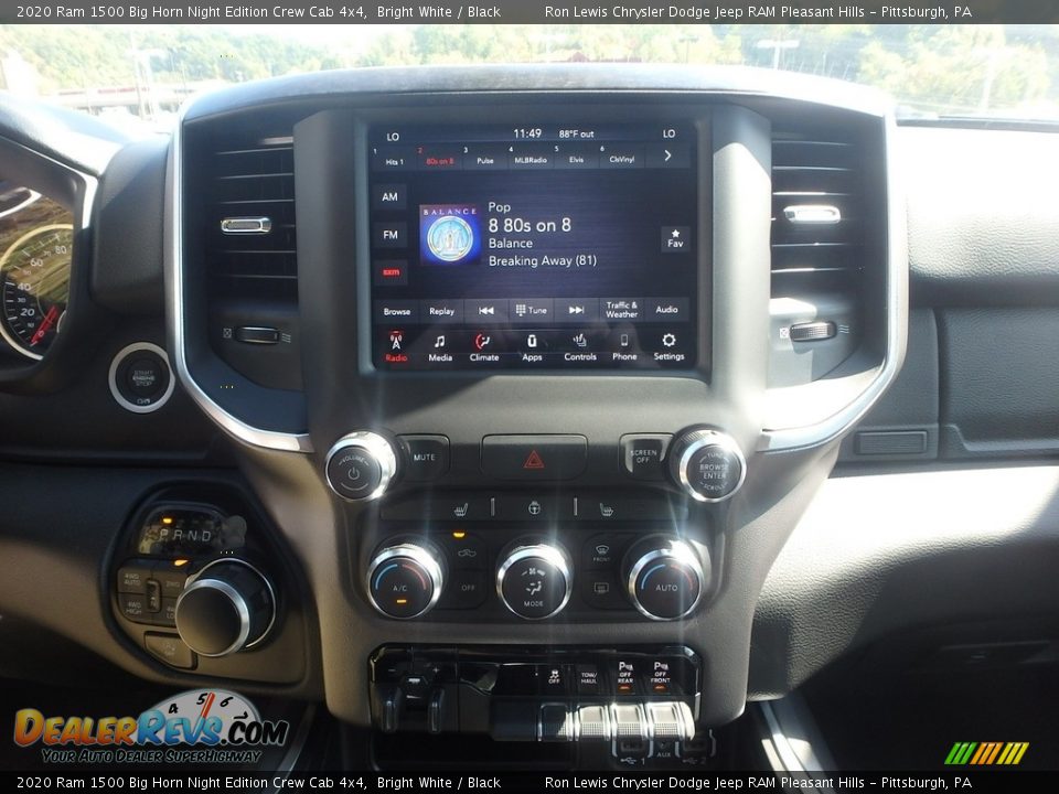 2020 Ram 1500 Big Horn Night Edition Crew Cab 4x4 Bright White / Black Photo #17