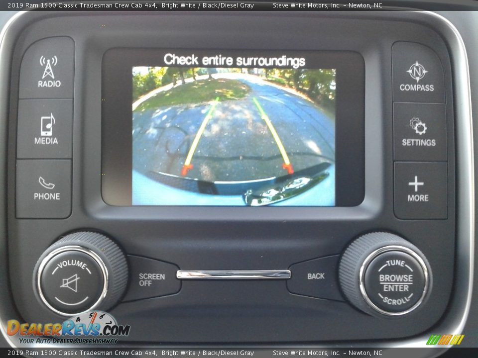 2019 Ram 1500 Classic Tradesman Crew Cab 4x4 Bright White / Black/Diesel Gray Photo #20