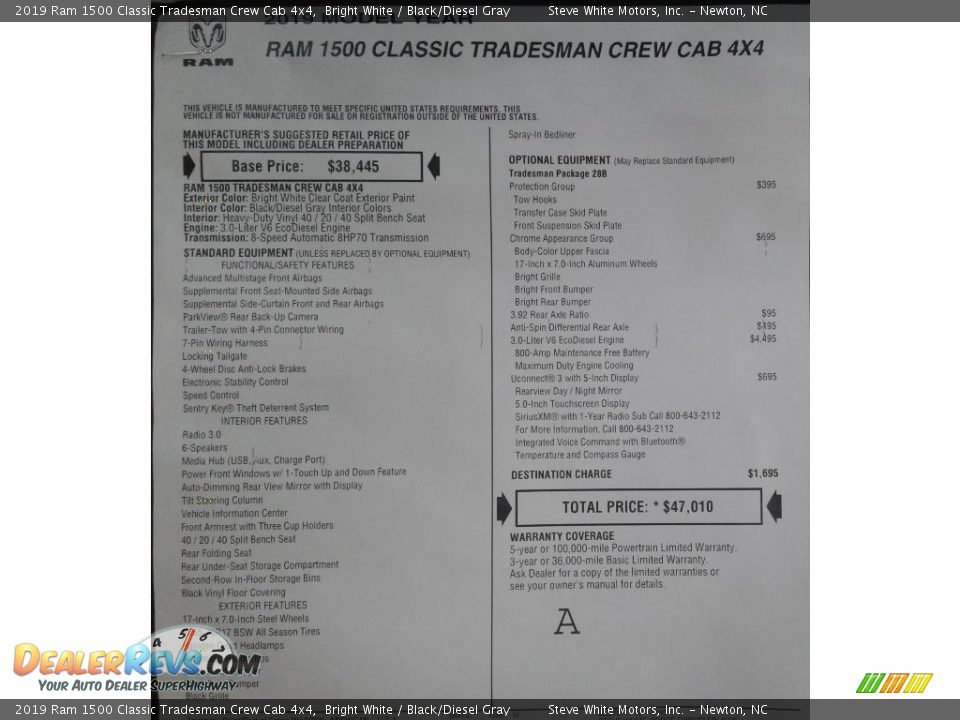 2019 Ram 1500 Classic Tradesman Crew Cab 4x4 Bright White / Black/Diesel Gray Photo #28