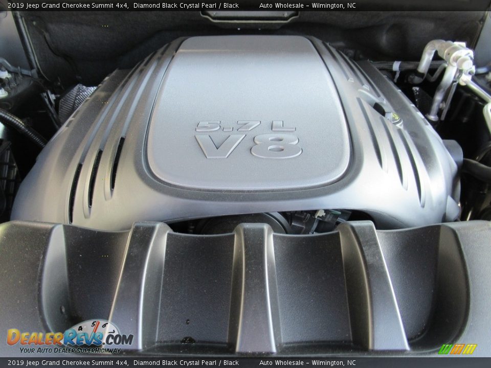2019 Jeep Grand Cherokee Summit 4x4 Diamond Black Crystal Pearl / Black Photo #6