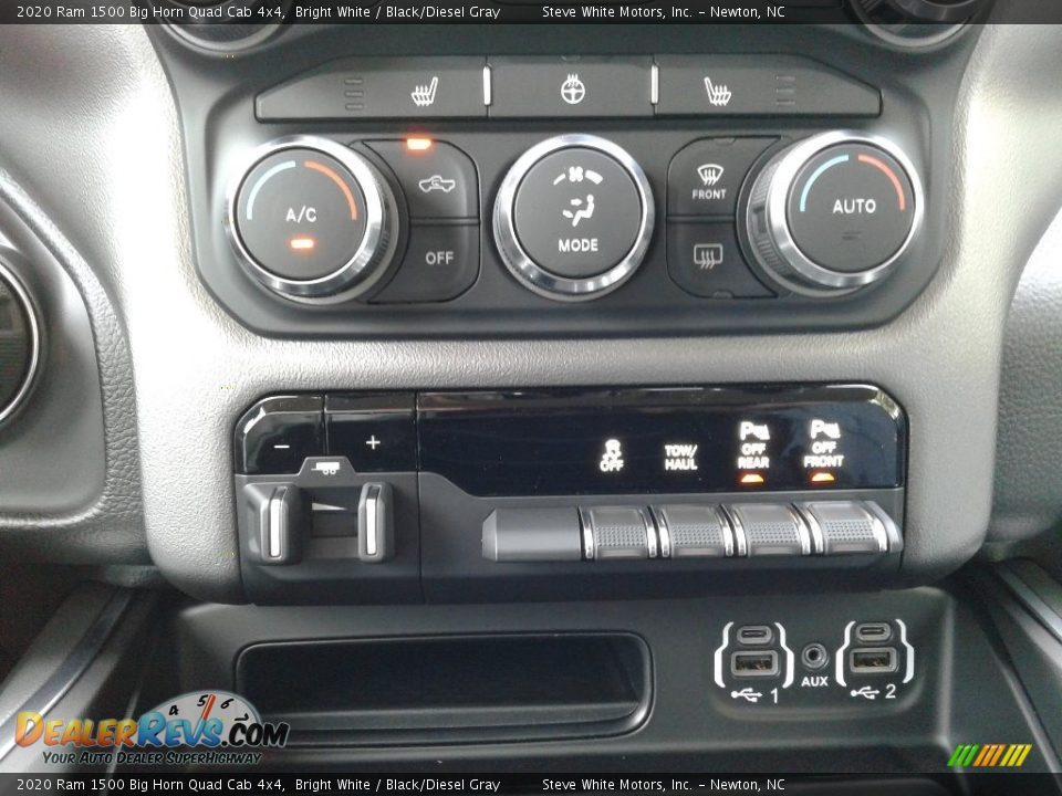 2020 Ram 1500 Big Horn Quad Cab 4x4 Bright White / Black/Diesel Gray Photo #27