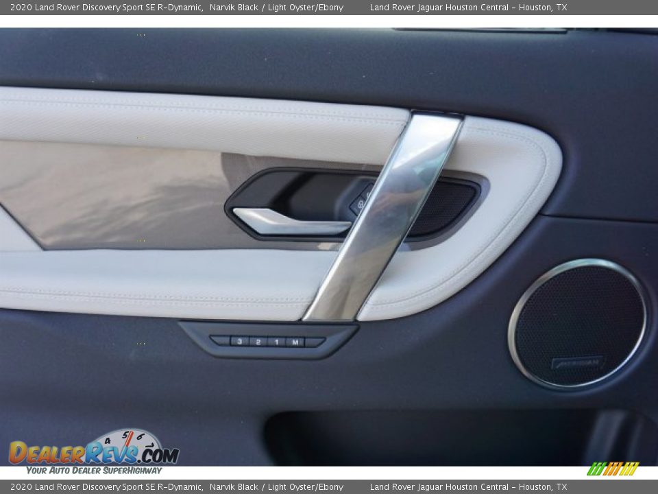 Door Panel of 2020 Land Rover Discovery Sport SE R-Dynamic Photo #19