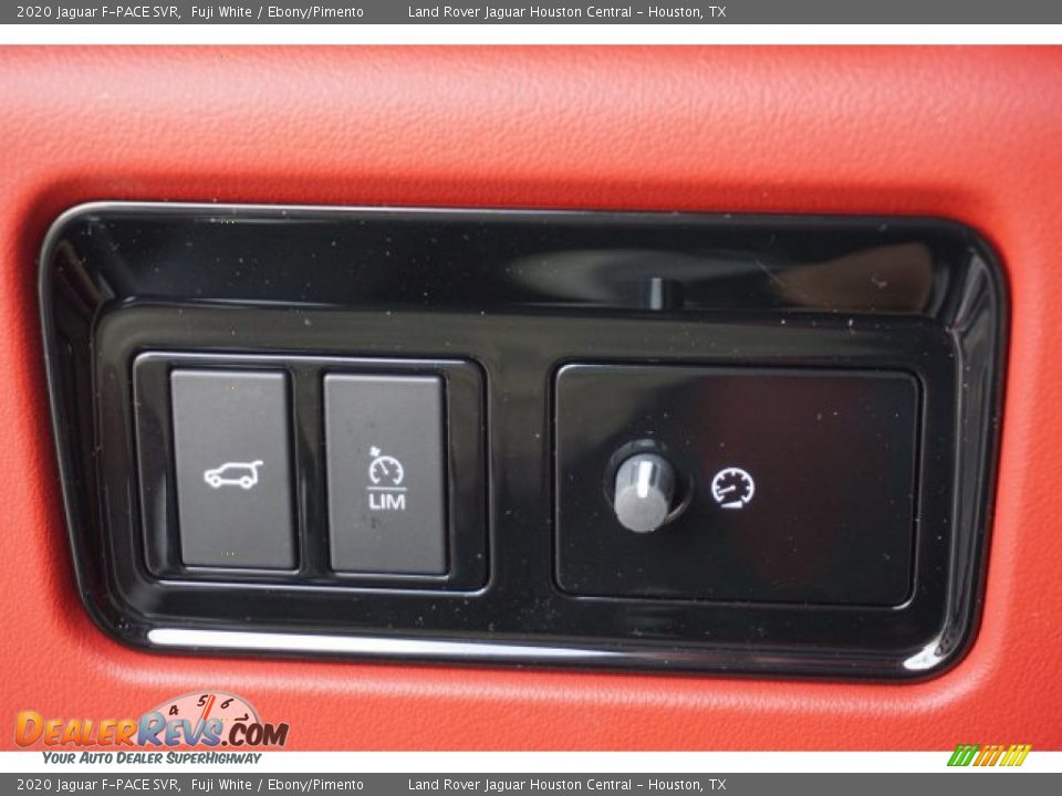 Controls of 2020 Jaguar F-PACE SVR Photo #19