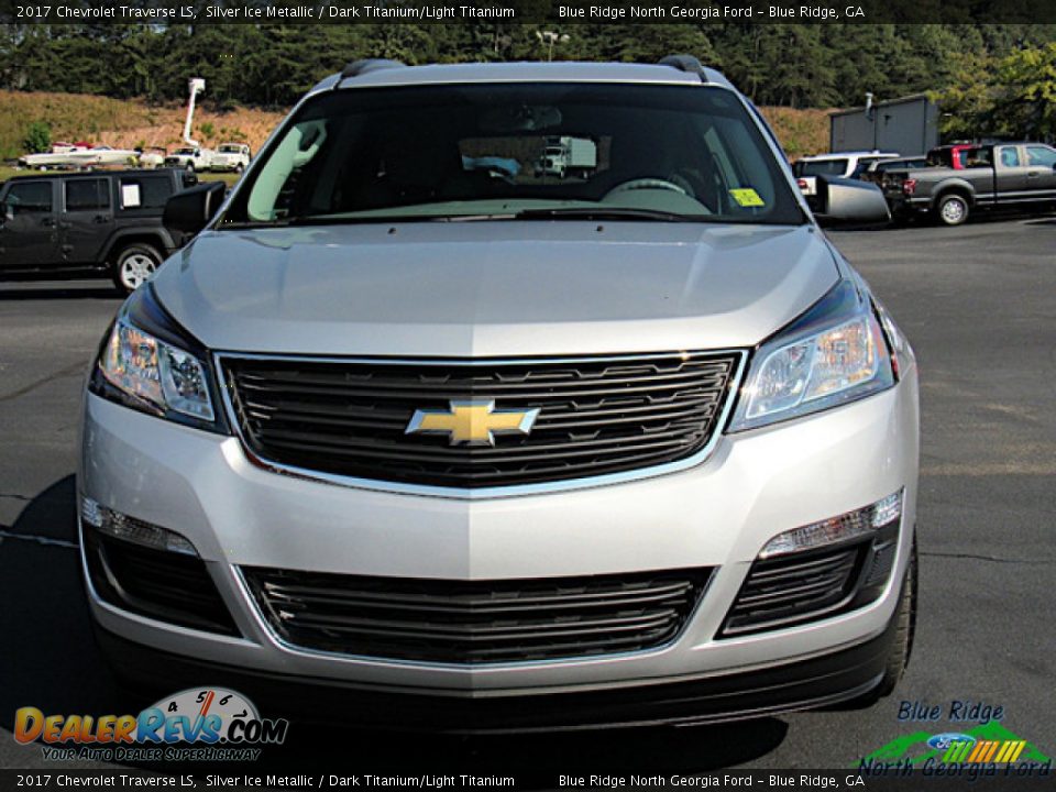 2017 Chevrolet Traverse LS Silver Ice Metallic / Dark Titanium/Light Titanium Photo #8