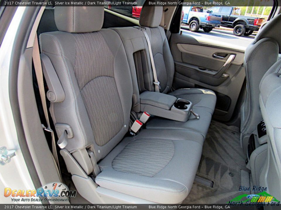 2017 Chevrolet Traverse LS Silver Ice Metallic / Dark Titanium/Light Titanium Photo #12