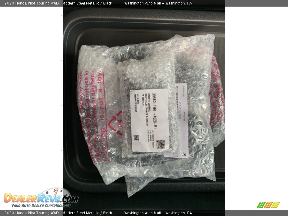 2020 Honda Pilot Touring AWD Modern Steel Metallic / Black Photo #31