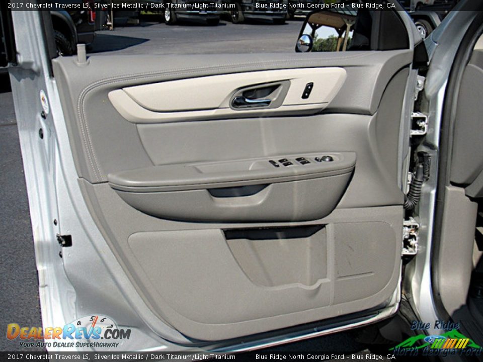 2017 Chevrolet Traverse LS Silver Ice Metallic / Dark Titanium/Light Titanium Photo #26