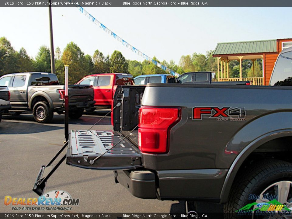 2019 Ford F150 Platinum SuperCrew 4x4 Magnetic / Black Photo #13