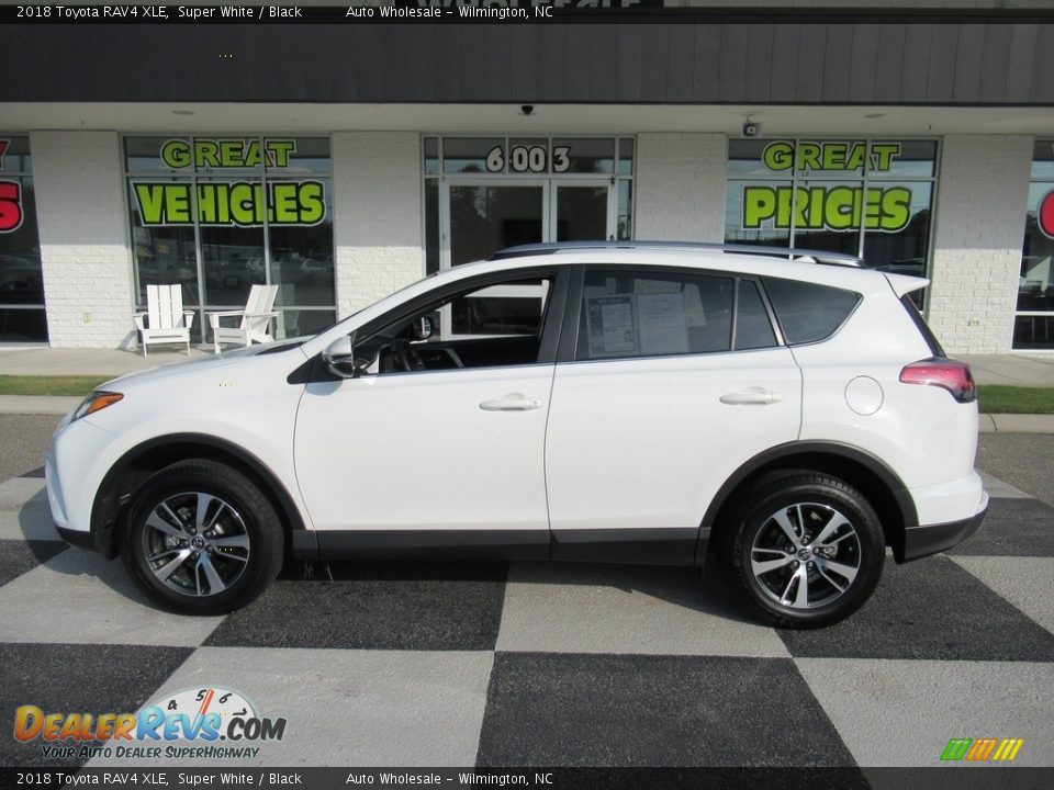 2018 Toyota RAV4 XLE Super White / Black Photo #1