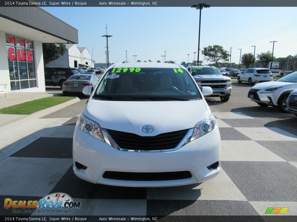 2014 Toyota Sienna LE Super White / Bisque Photo #2