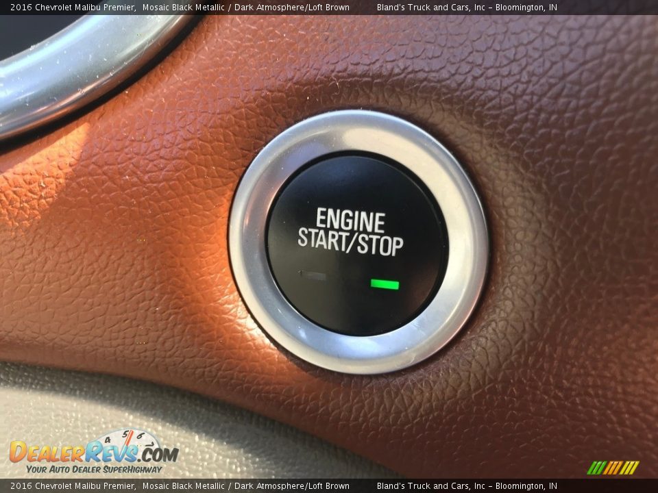 2016 Chevrolet Malibu Premier Mosaic Black Metallic / Dark Atmosphere/Loft Brown Photo #33