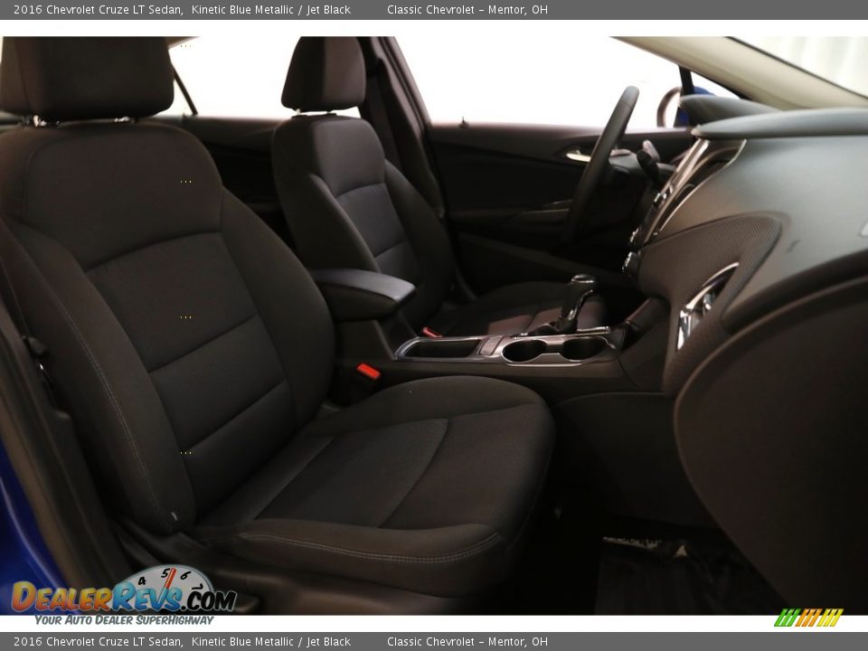 2016 Chevrolet Cruze LT Sedan Kinetic Blue Metallic / Jet Black Photo #16