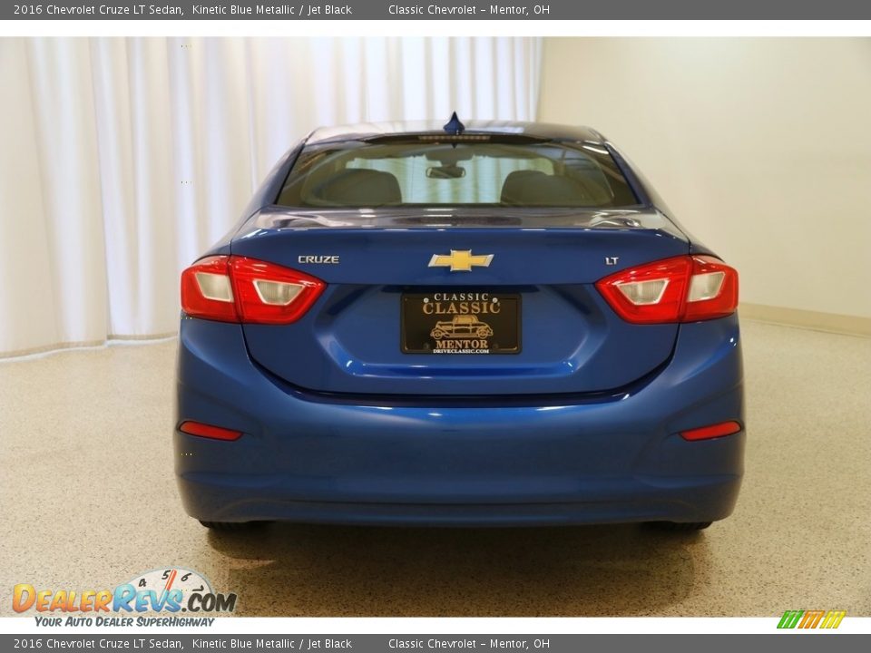 2016 Chevrolet Cruze LT Sedan Kinetic Blue Metallic / Jet Black Photo #19