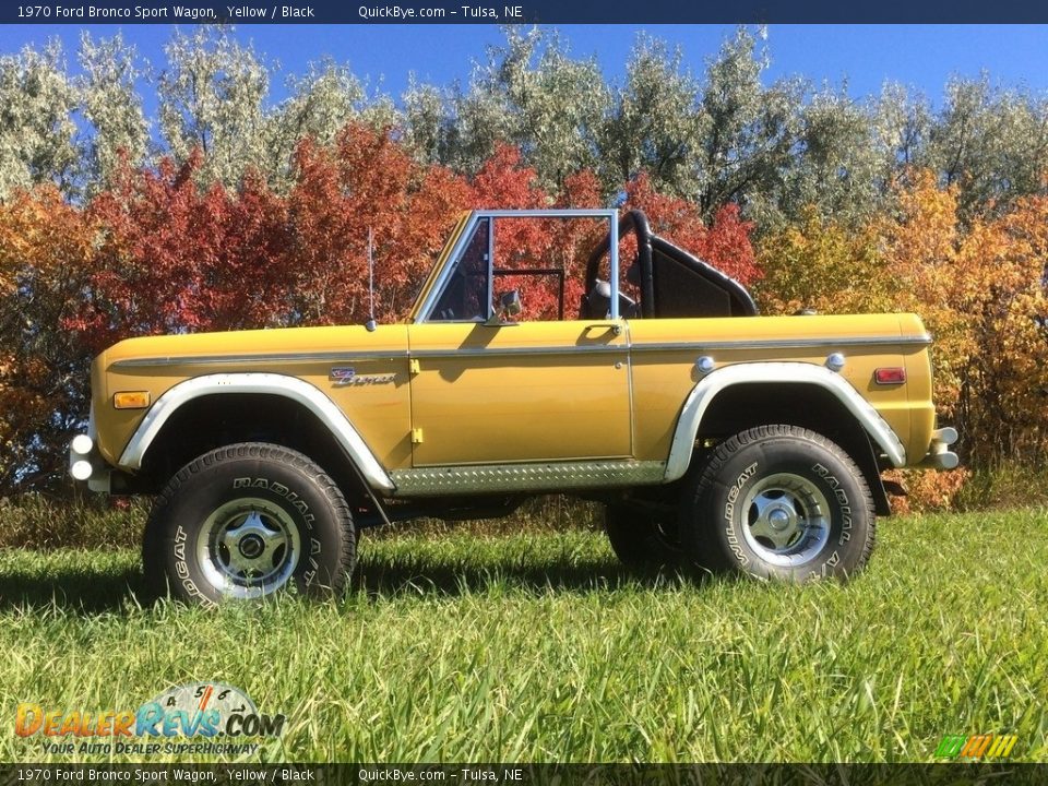 Yellow 1970 Ford Bronco Sport Wagon Photo #3