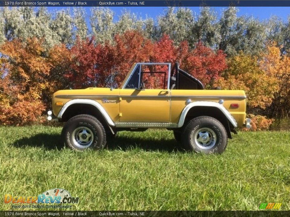 Yellow 1970 Ford Bronco Sport Wagon Photo #4