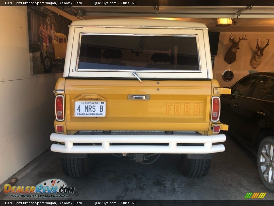 1970 Ford Bronco Sport Wagon Yellow / Black Photo #9