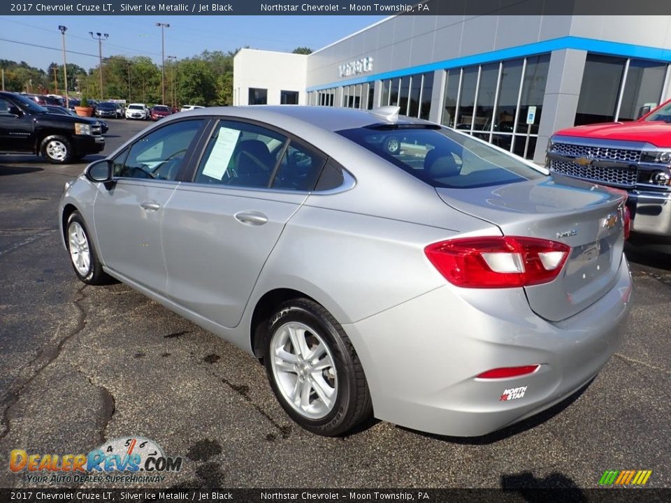 2017 Chevrolet Cruze LT Silver Ice Metallic / Jet Black Photo #4