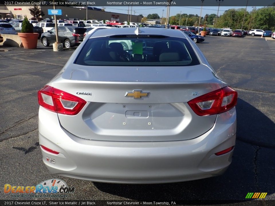 2017 Chevrolet Cruze LT Silver Ice Metallic / Jet Black Photo #6