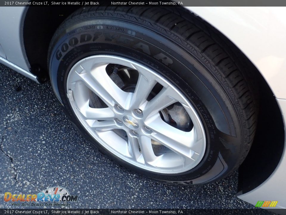2017 Chevrolet Cruze LT Silver Ice Metallic / Jet Black Photo #14