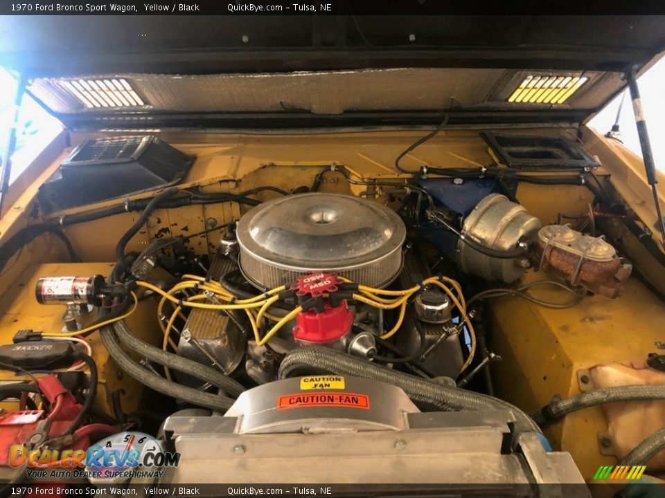 1970 Ford Bronco Sport Wagon Yellow / Black Photo #24