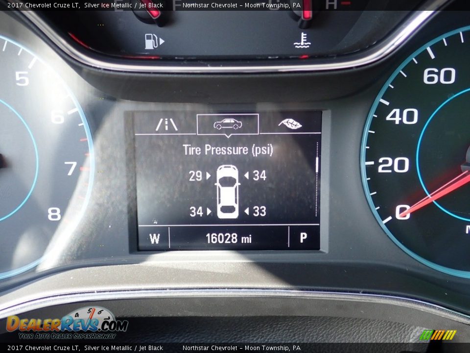 2017 Chevrolet Cruze LT Silver Ice Metallic / Jet Black Photo #29