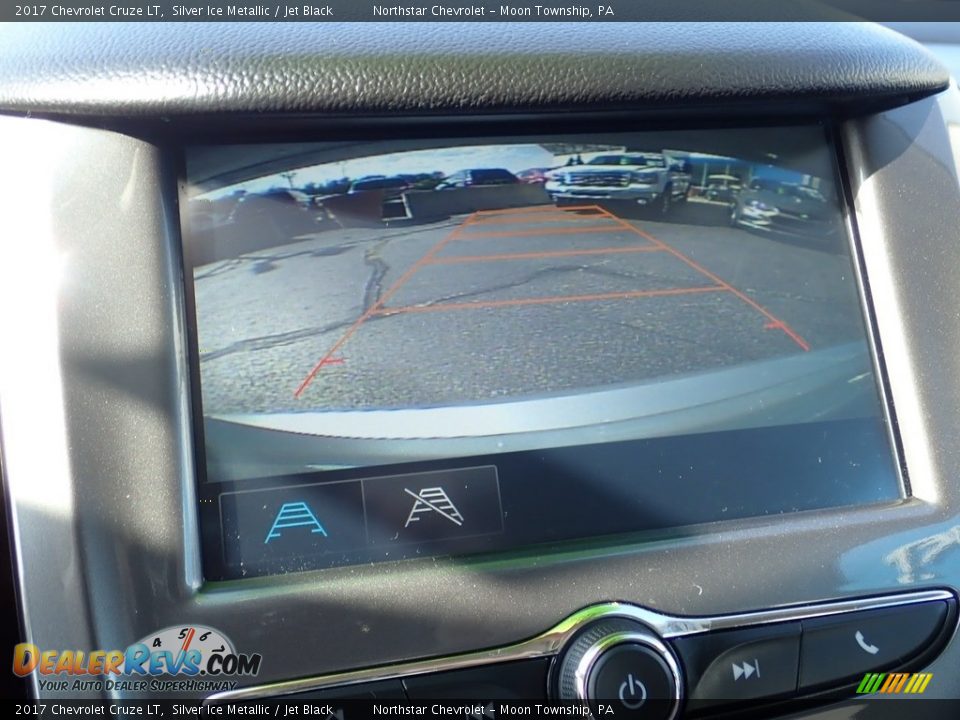 2017 Chevrolet Cruze LT Silver Ice Metallic / Jet Black Photo #30
