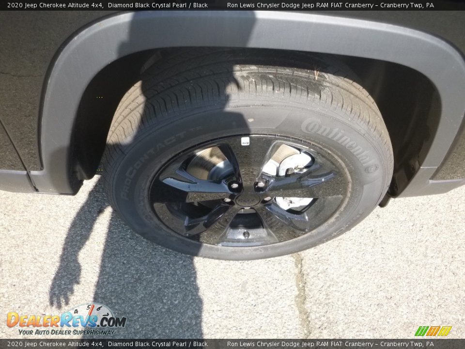 2020 Jeep Cherokee Altitude 4x4 Diamond Black Crystal Pearl / Black Photo #9
