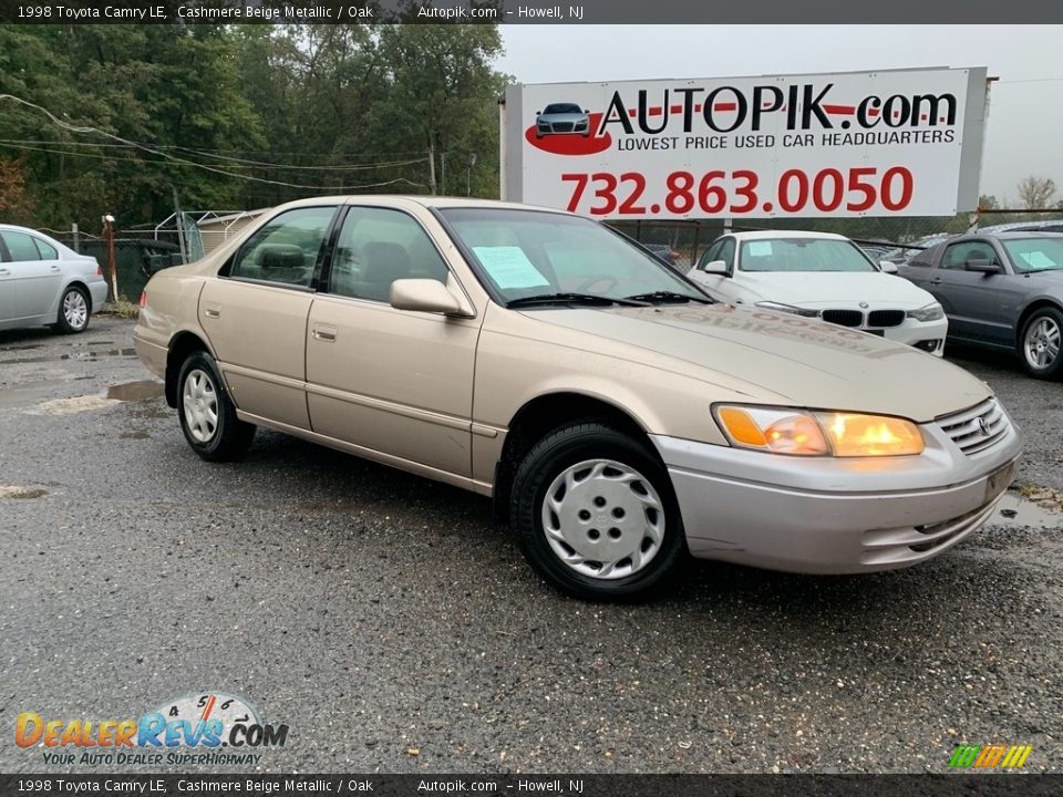 1998 Toyota Camry LE Cashmere Beige Metallic / Oak Photo #1