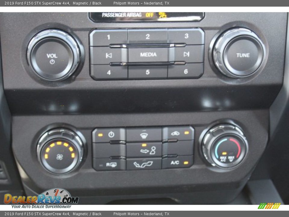 2019 Ford F150 STX SuperCrew 4x4 Magnetic / Black Photo #16