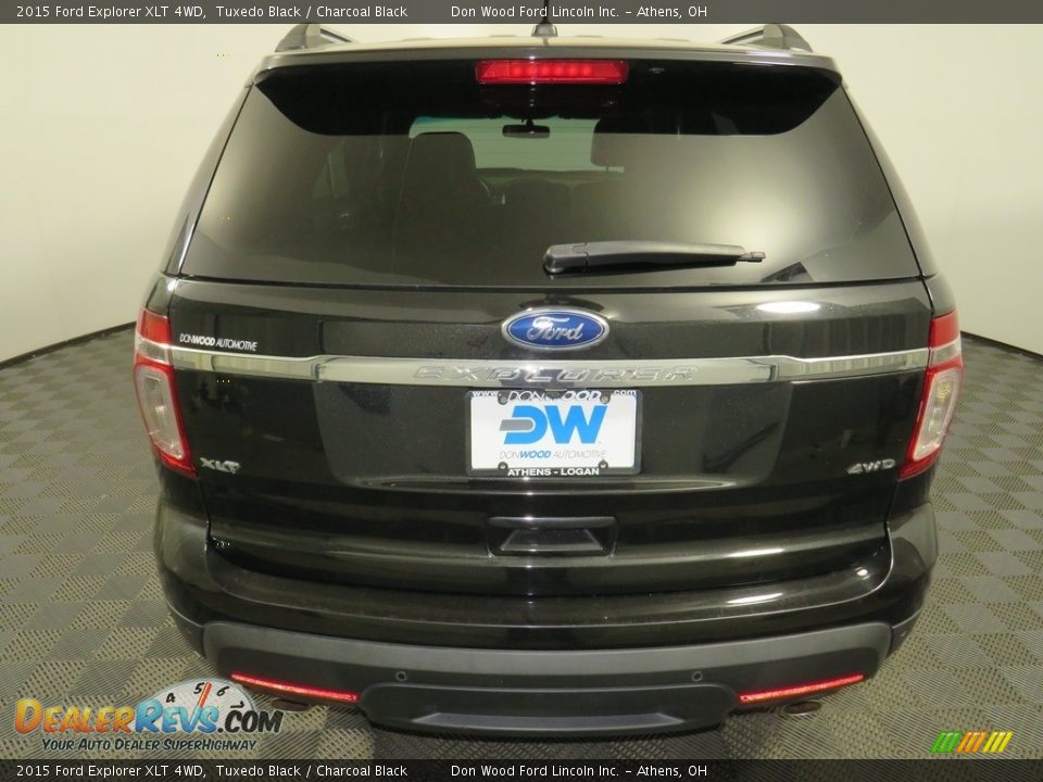 2015 Ford Explorer XLT 4WD Tuxedo Black / Charcoal Black Photo #11