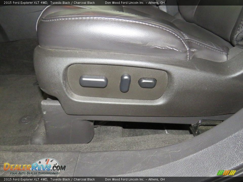 2015 Ford Explorer XLT 4WD Tuxedo Black / Charcoal Black Photo #19