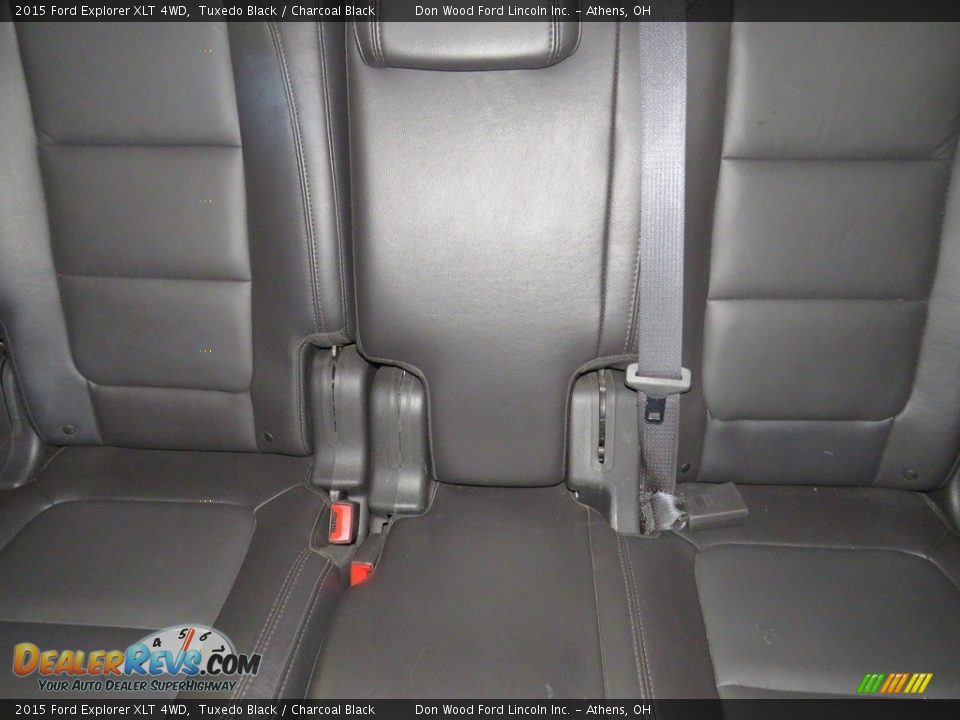 2015 Ford Explorer XLT 4WD Tuxedo Black / Charcoal Black Photo #21