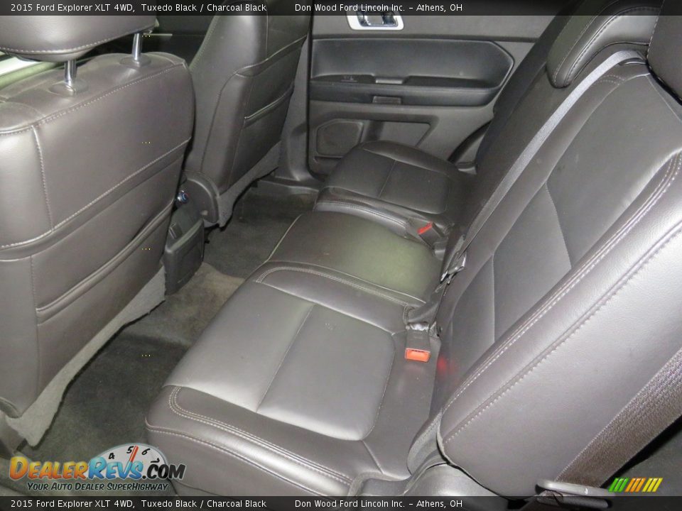 2015 Ford Explorer XLT 4WD Tuxedo Black / Charcoal Black Photo #23