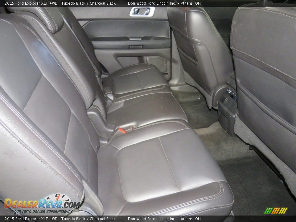 2015 Ford Explorer XLT 4WD Tuxedo Black / Charcoal Black Photo #25