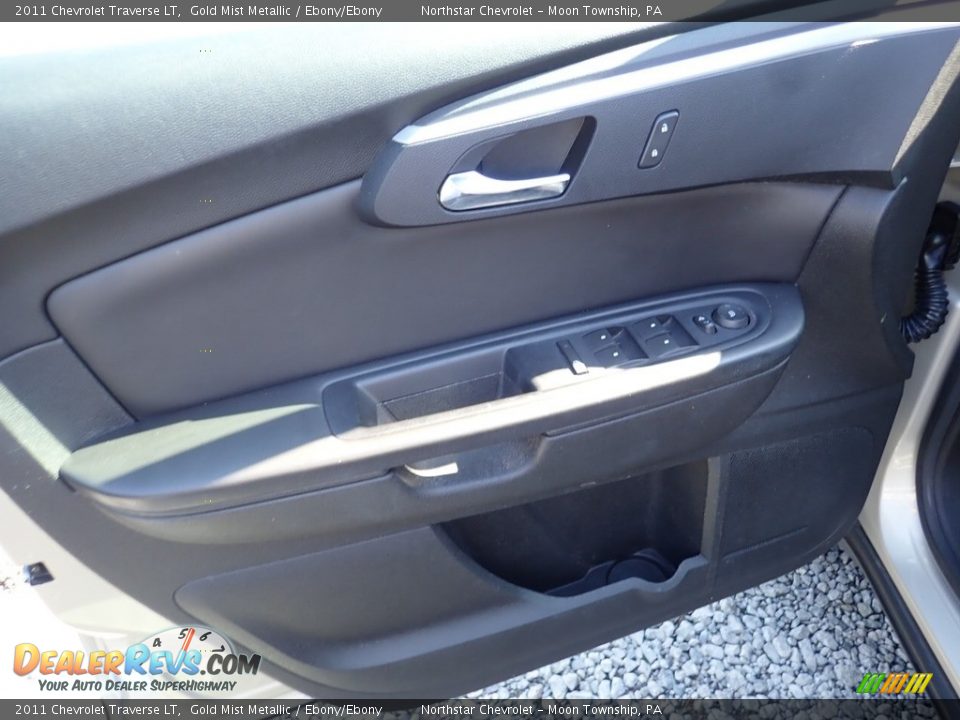 2011 Chevrolet Traverse LT Gold Mist Metallic / Ebony/Ebony Photo #11