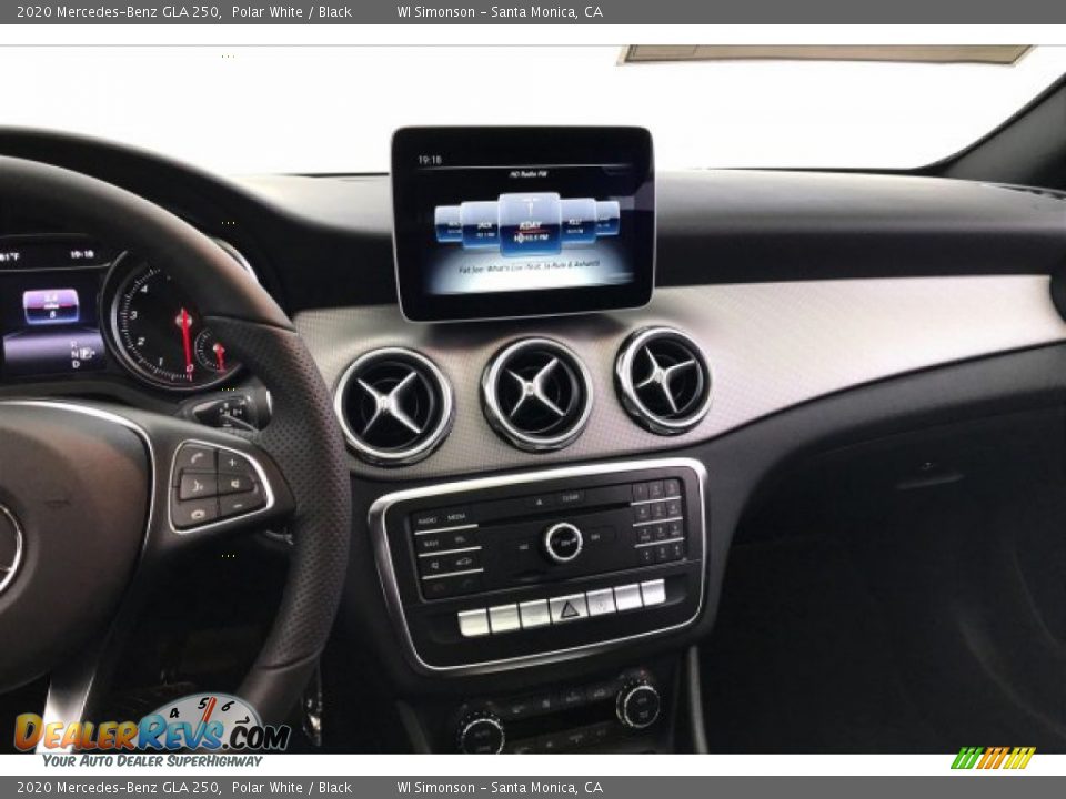 2020 Mercedes-Benz GLA 250 Polar White / Black Photo #6