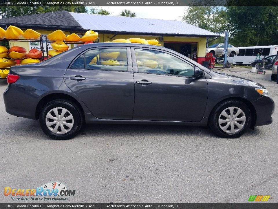 2009 Toyota Corolla LE Magnetic Gray Metallic / Ash Photo #2