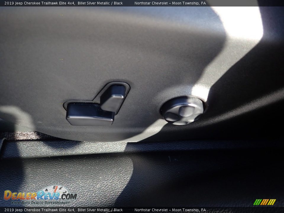 2019 Jeep Cherokee Trailhawk Elite 4x4 Billet Silver Metallic / Black Photo #25