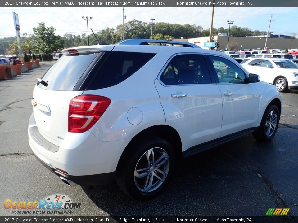 2017 Chevrolet Equinox Premier AWD Iridescent Pearl Tricoat / Light Titanium/Jet Black Photo #9