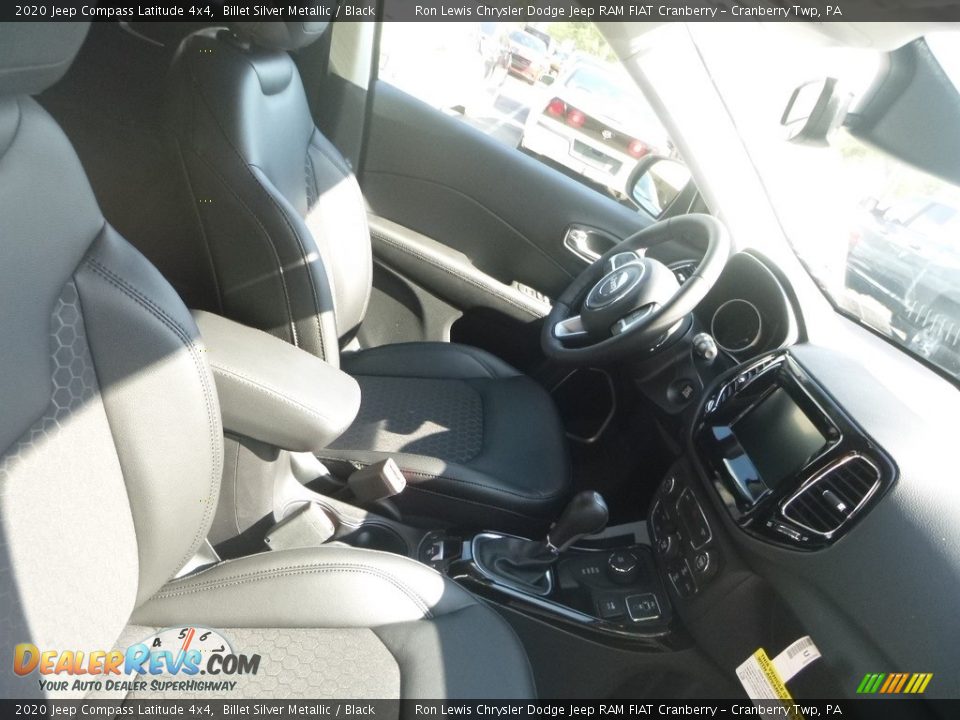 2020 Jeep Compass Latitude 4x4 Billet Silver Metallic / Black Photo #8