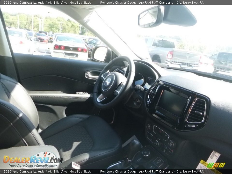 2020 Jeep Compass Latitude 4x4 Billet Silver Metallic / Black Photo #9