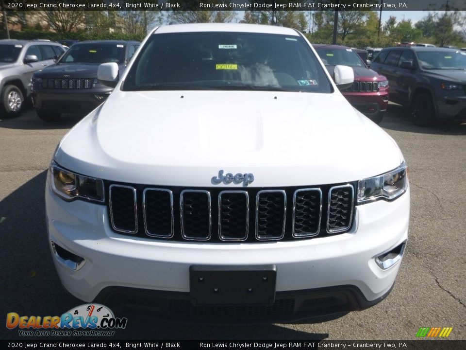 2020 Jeep Grand Cherokee Laredo 4x4 Bright White / Black Photo #8
