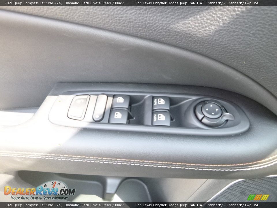 2020 Jeep Compass Latitude 4x4 Diamond Black Crystal Pearl / Black Photo #20