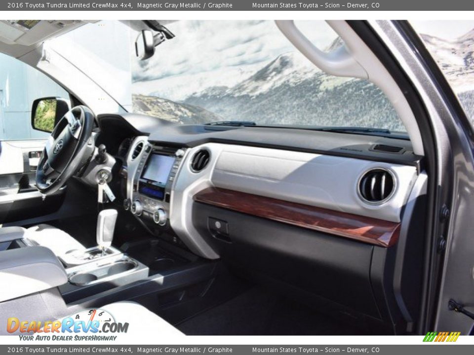 2016 Toyota Tundra Limited CrewMax 4x4 Magnetic Gray Metallic / Graphite Photo #16