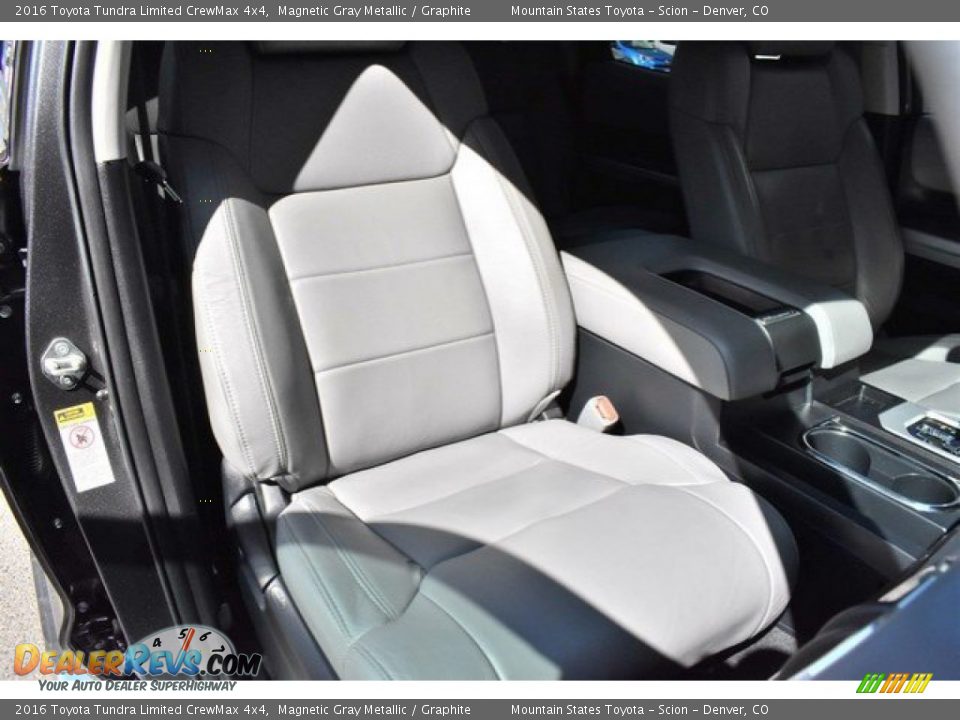 2016 Toyota Tundra Limited CrewMax 4x4 Magnetic Gray Metallic / Graphite Photo #18