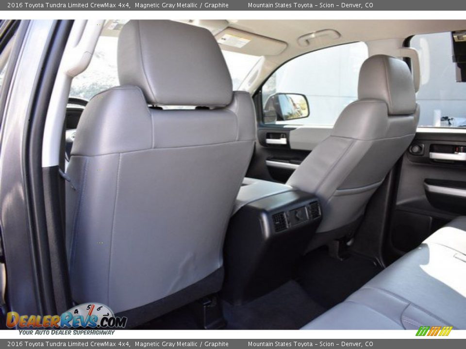 2016 Toyota Tundra Limited CrewMax 4x4 Magnetic Gray Metallic / Graphite Photo #19