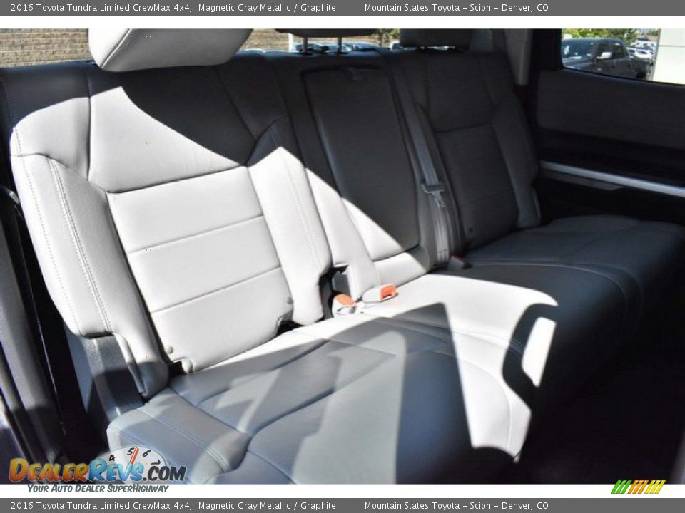 2016 Toyota Tundra Limited CrewMax 4x4 Magnetic Gray Metallic / Graphite Photo #22