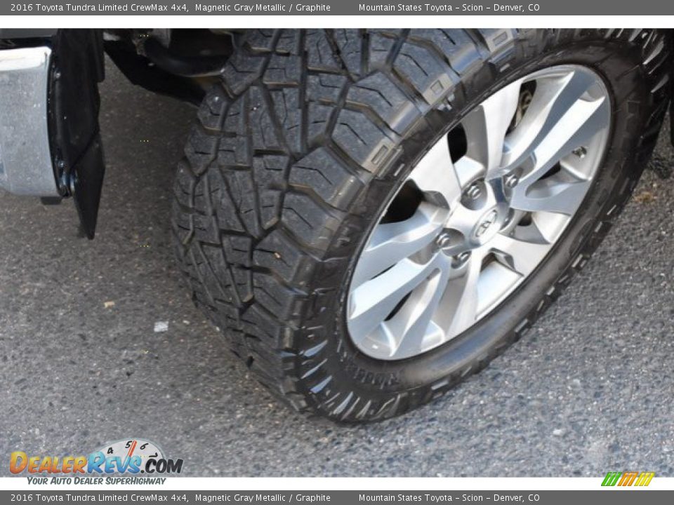 2016 Toyota Tundra Limited CrewMax 4x4 Magnetic Gray Metallic / Graphite Photo #28