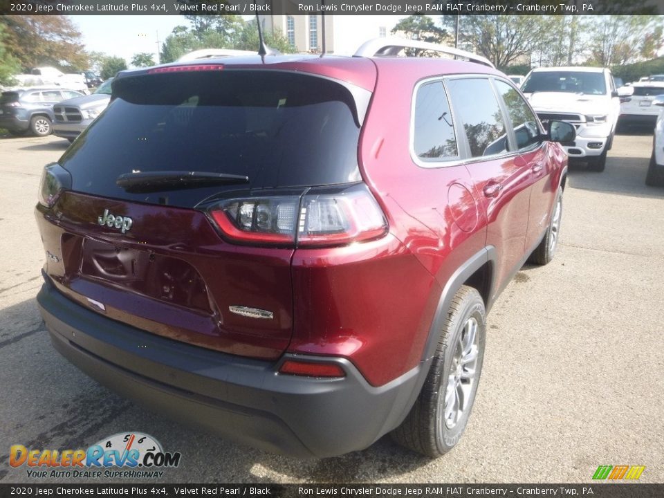 2020 Jeep Cherokee Latitude Plus 4x4 Velvet Red Pearl / Black Photo #5