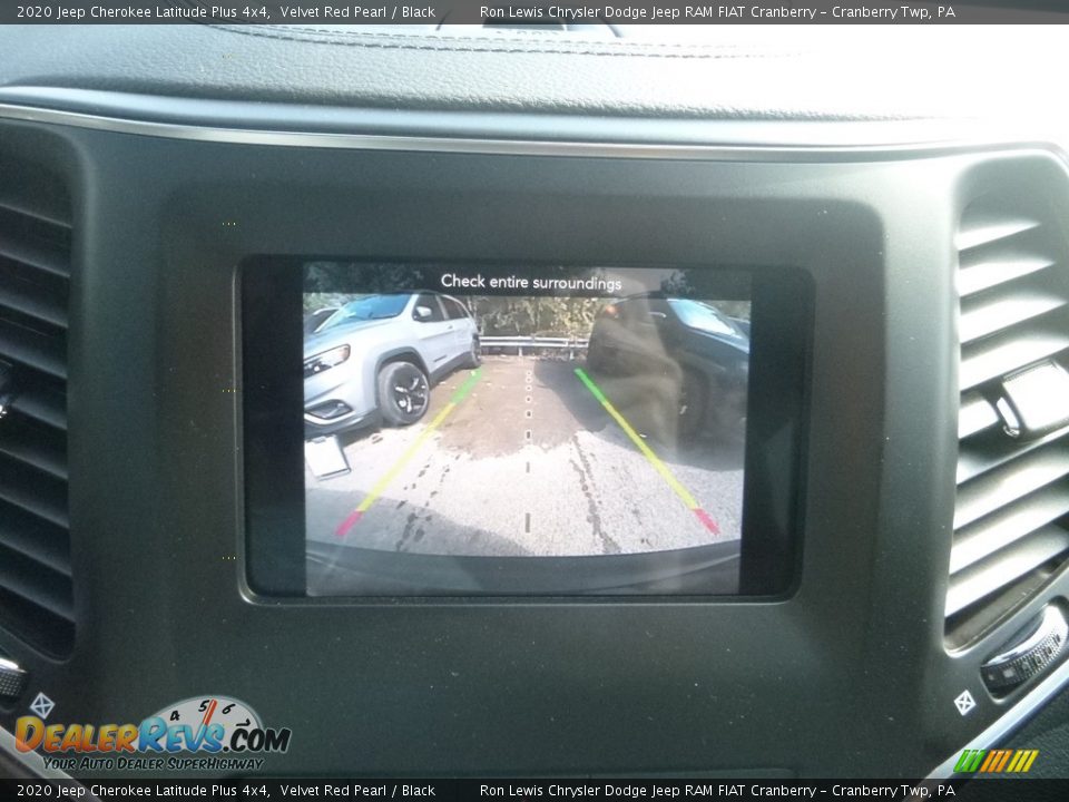 2020 Jeep Cherokee Latitude Plus 4x4 Velvet Red Pearl / Black Photo #17